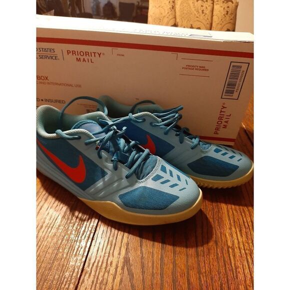 Size 7Y (Men's 7 Women's 8.5) Nike Kobe Bryant Mentality Clearwater Snea… - Picture 1 of 8